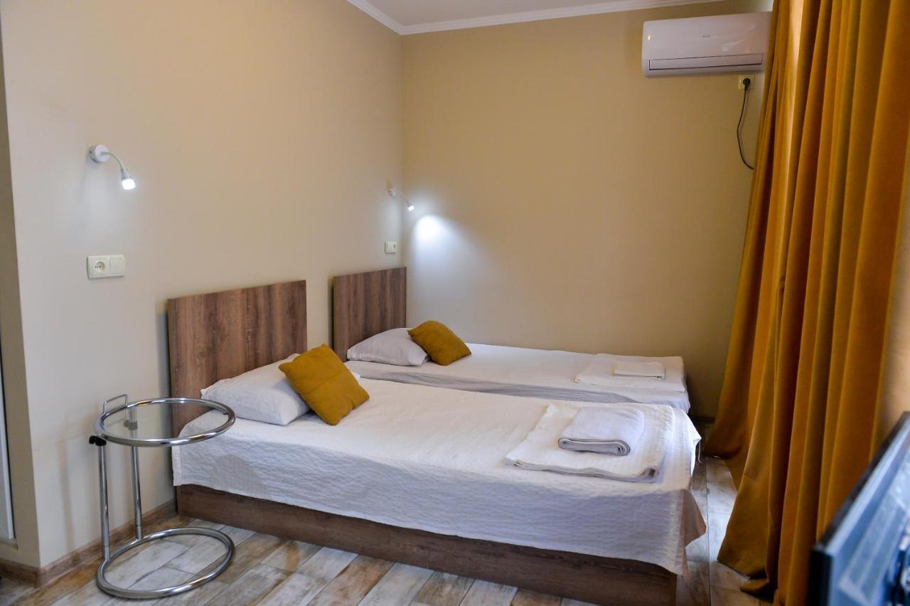 Ok. Bed & Breakfast คูทายสิ ภายนอก รูปภาพ